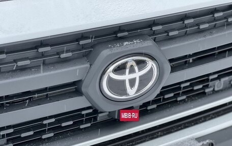 Toyota RAV4, 2025 год, 4 100 000 рублей, 9 фотография