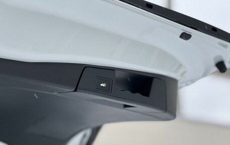 Toyota RAV4, 2025 год, 4 100 000 рублей, 27 фотография