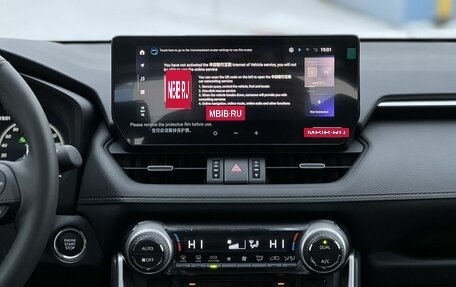 Toyota RAV4, 2025 год, 4 100 000 рублей, 24 фотография