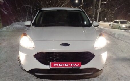 Ford Escape, 2019 год, 2 430 000 рублей, 1 фотография