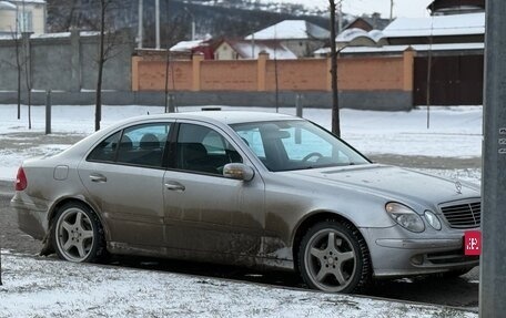 Mercedes-Benz E-Класс, 2003 год, 845 000 рублей, 1 фотография