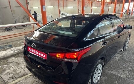 Hyundai Solaris II рестайлинг, 2019 год, 1 650 000 рублей, 5 фотография