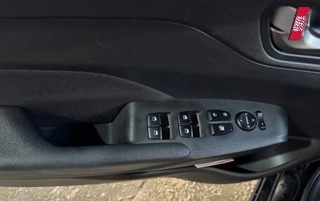 Hyundai Solaris II рестайлинг, 2019 год, 1 650 000 рублей, 16 фотография