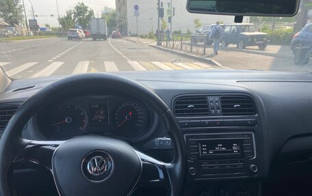 Volkswagen Polo VI (EU Market), 2018 год, 655 000 рублей, 10 фотография