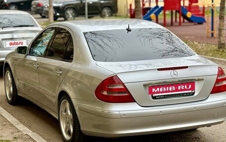 Mercedes-Benz E-Класс, 2003 год, 845 000 рублей, 11 фотография