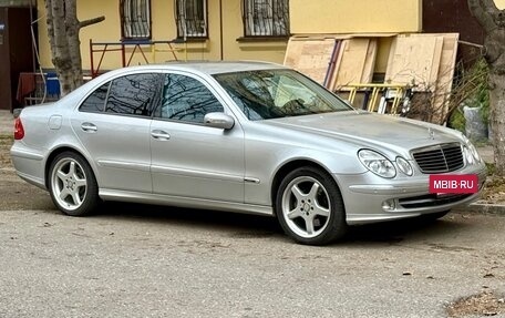 Mercedes-Benz E-Класс, 2003 год, 845 000 рублей, 15 фотография