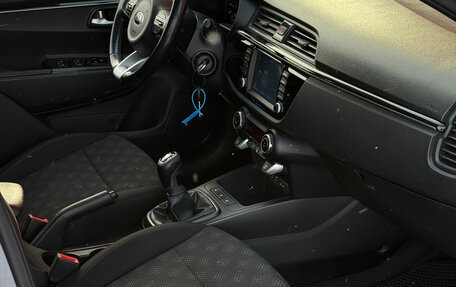 KIA Rio IV, 2018 год, 1 450 000 рублей, 14 фотография