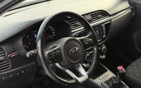 KIA Rio IV, 2018 год, 1 450 000 рублей, 10 фотография