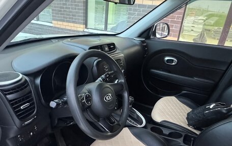 KIA Soul II рестайлинг, 2015 год, 1 200 000 рублей, 16 фотография