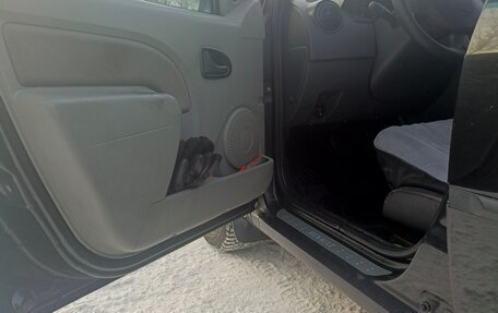 Renault Logan I, 2009 год, 350 000 рублей, 17 фотография