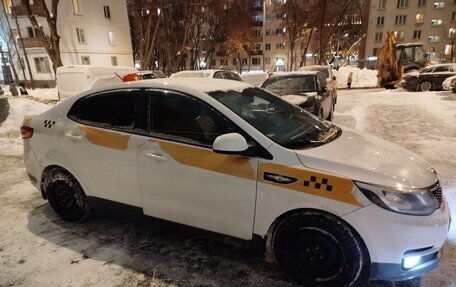 KIA Rio III рестайлинг, 2016 год, 650 000 рублей, 3 фотография