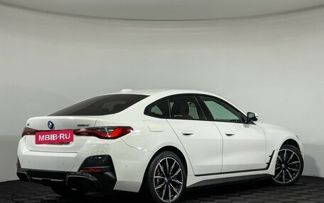 BMW i4, 2022 год, 5 500 000 рублей, 2 фотография