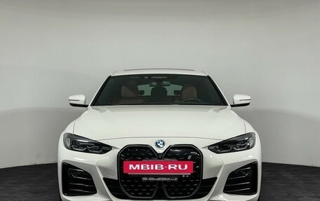 BMW i4, 2022 год, 5 500 000 рублей, 3 фотография