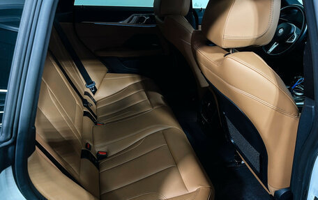 BMW i4, 2022 год, 5 500 000 рублей, 12 фотография