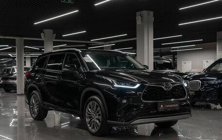Toyota Highlander, 2025 год, 5 800 000 рублей, 2 фотография