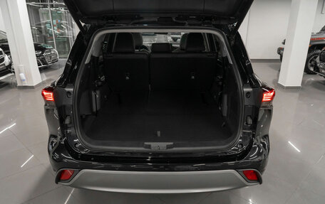 Toyota Highlander, 2025 год, 5 800 000 рублей, 28 фотография