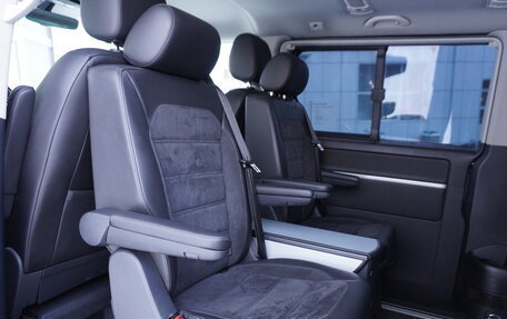 Volkswagen Multivan T6 рестайлинг, 2015 год, 4 250 000 рублей, 7 фотография