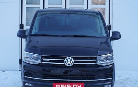 Volkswagen Multivan T6 рестайлинг, 2015 год, 4 250 000 рублей, 3 фотография