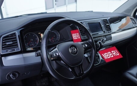 Volkswagen Multivan T6 рестайлинг, 2015 год, 4 250 000 рублей, 5 фотография