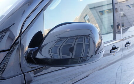 Volkswagen Multivan T6 рестайлинг, 2015 год, 4 250 000 рублей, 27 фотография