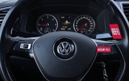 Volkswagen Multivan T6 рестайлинг, 2015 год, 4 250 000 рублей, 18 фотография