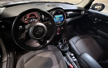 MINI Hatch, 2018 год, 2 100 000 рублей, 5 фотография