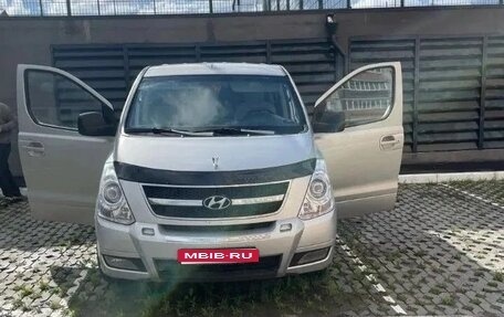 Hyundai Grand Starex Grand Starex I рестайлинг 2, 2009 год, 1 200 000 рублей, 1 фотография