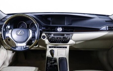 Lexus ES VII, 2012 год, 1 750 000 рублей, 19 фотография