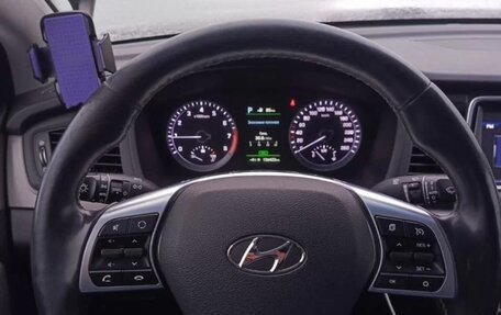 Hyundai Sonata VII, 2019 год, 2 050 000 рублей, 10 фотография