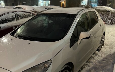 Peugeot 308 II, 2011 год, 790 000 рублей, 3 фотография