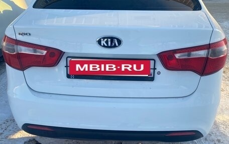 KIA Rio III рестайлинг, 2014 год, 850 000 рублей, 3 фотография