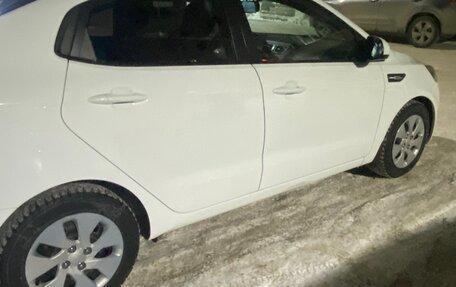 KIA Rio III рестайлинг, 2014 год, 850 000 рублей, 20 фотография