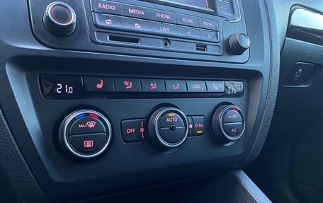 Volkswagen Jetta VI, 2015 год, 970 000 рублей, 11 фотография