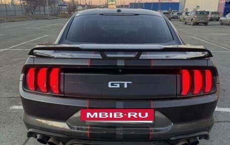 Ford Mustang VI рестайлинг, 2018 год, 4 500 000 рублей, 8 фотография