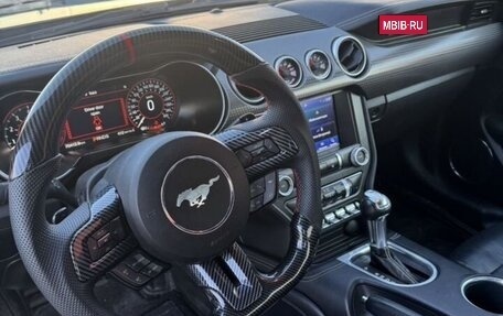 Ford Mustang VI рестайлинг, 2018 год, 4 500 000 рублей, 11 фотография