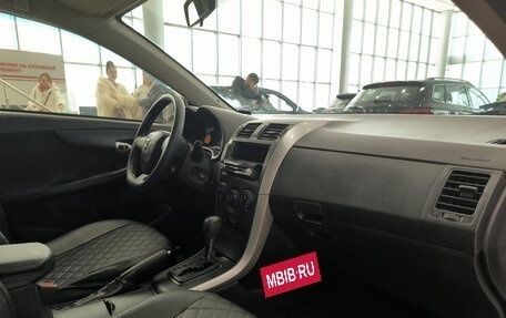 Toyota Corolla, 2011 год, 1 050 000 рублей, 11 фотография