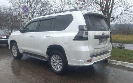 Toyota Land Cruiser Prado 150 рестайлинг 2, 2015 год, 3 850 000 рублей, 4 фотография