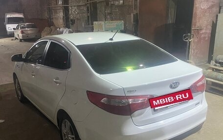 KIA Rio III рестайлинг, 2013 год, 960 000 рублей, 4 фотография