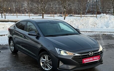 Hyundai Elantra VI рестайлинг, 2019 год, 1 790 000 рублей, 2 фотография