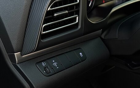 Hyundai Elantra VI рестайлинг, 2019 год, 1 790 000 рублей, 21 фотография