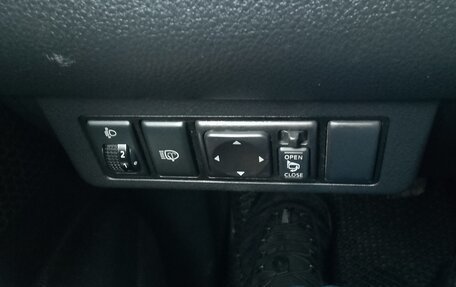 Nissan Tiida, 2011 год, 750 000 рублей, 8 фотография