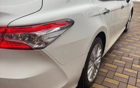 Toyota Camry, 2021 год, 3 170 000 рублей, 4 фотография