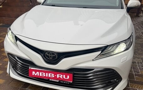 Toyota Camry, 2021 год, 3 170 000 рублей, 7 фотография
