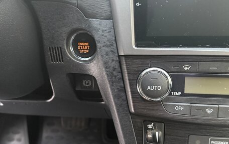 Toyota Avensis III рестайлинг, 2009 год, 1 400 000 рублей, 17 фотография