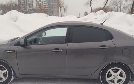 KIA Rio III рестайлинг, 2015 год, 1 030 000 рублей, 4 фотография