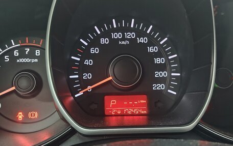 KIA Rio III рестайлинг, 2015 год, 1 030 000 рублей, 19 фотография