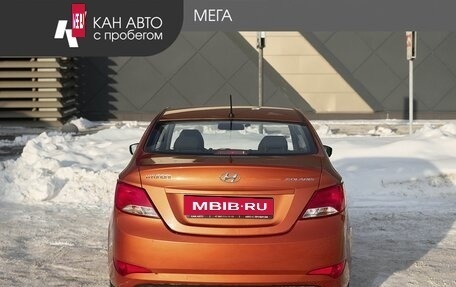 Hyundai Solaris II рестайлинг, 2015 год, 865 000 рублей, 4 фотография