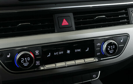 Audi A4, 2019 год, 2 997 000 рублей, 16 фотография