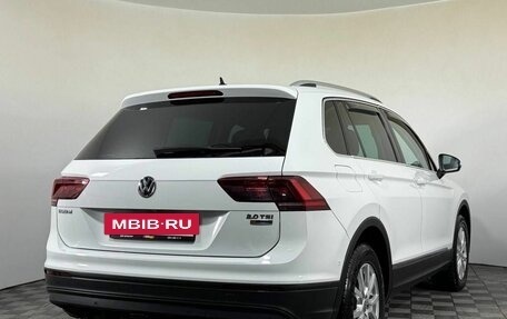 Volkswagen Tiguan II, 2017 год, 2 350 000 рублей, 3 фотография