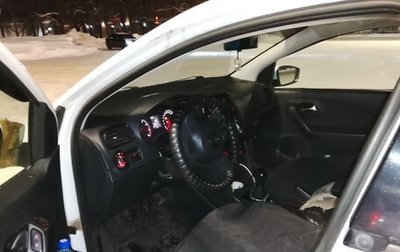 Volkswagen Polo VI (EU Market), 2015 год, 390 000 рублей, 1 фотография